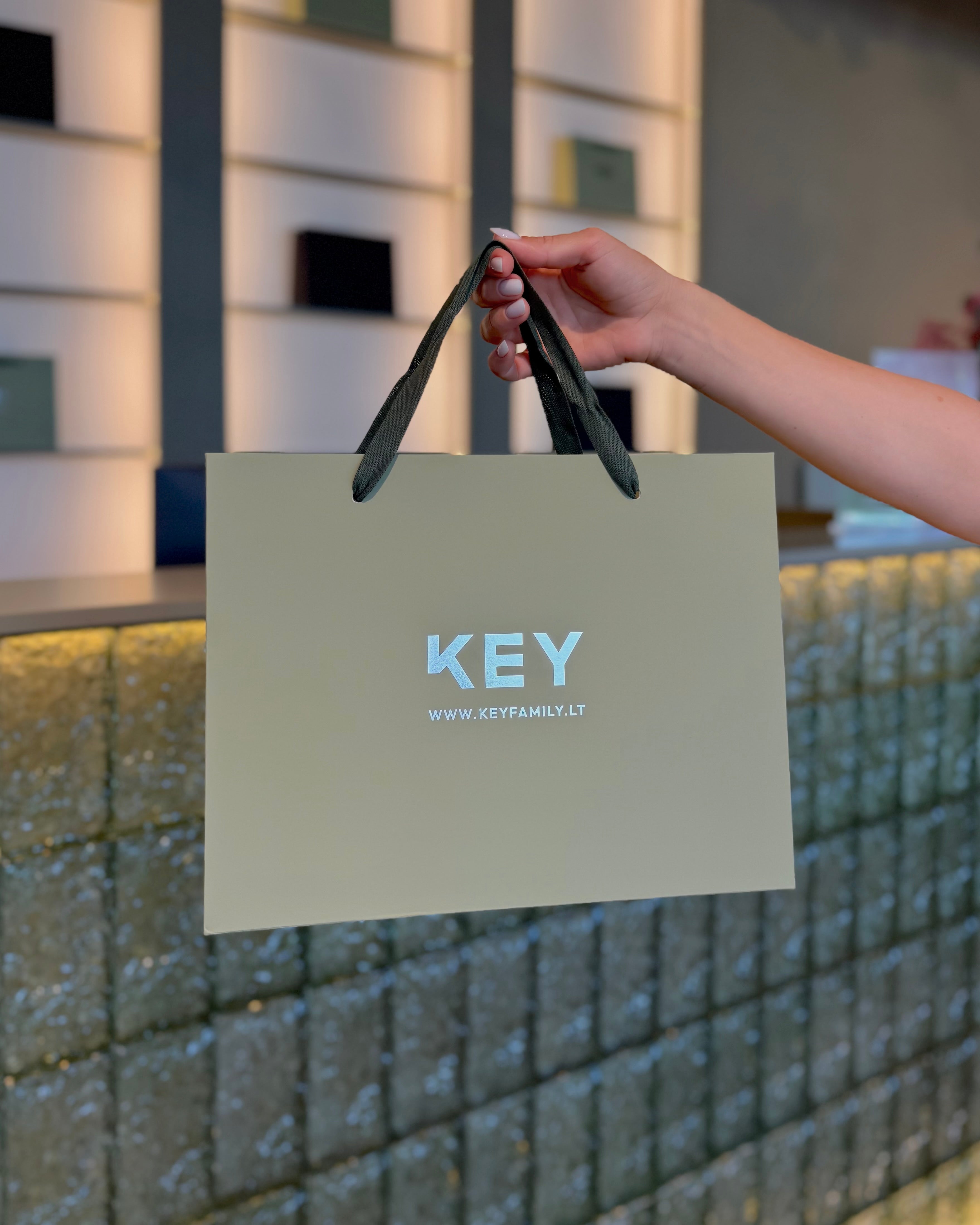 KEY dāvanu maisiņš